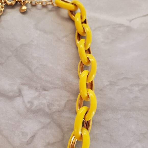 💛 J. Crew Yellow Enamel Link Necklace 💛 - Picture 4 of 15